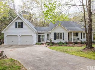 108 Stepping Stone Ct, Benson, NC 27504