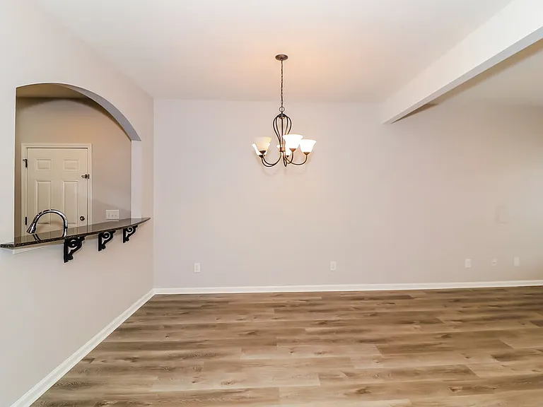 192 Overlook Cir — Photo 5