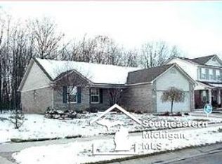 17252 Pennsylvania Heights Dr, Romulus, MI 48174