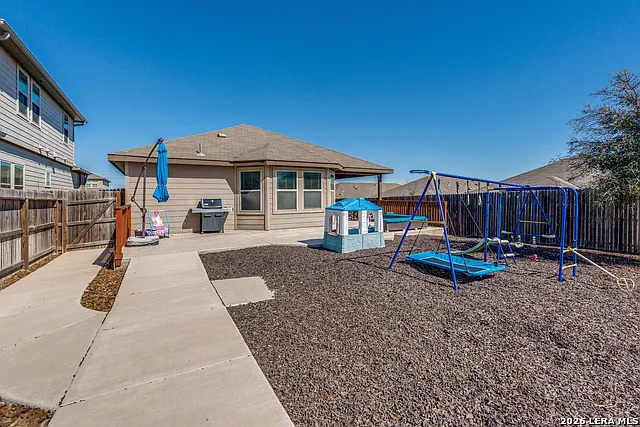 344 Quinton Bnd — Photo 29