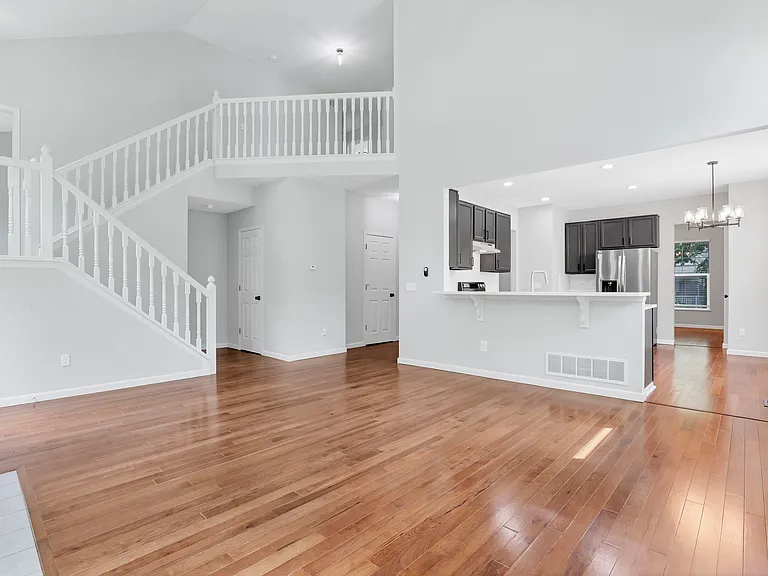 7236 Upper Albany Dr — Photo 24