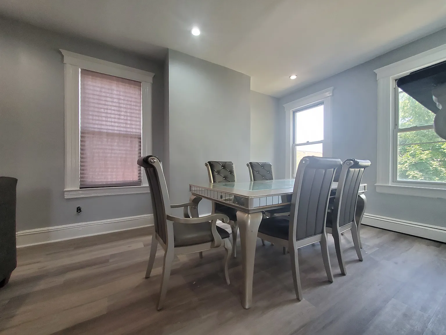 3 bed, 1000 sqft, $2,650 — Photo 4