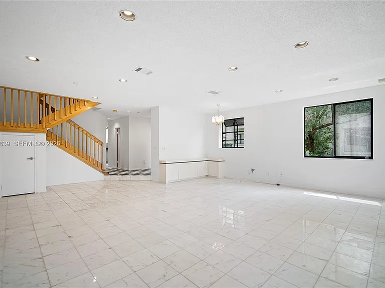 21378 Marina Cove Cir #11-B — Photo 10