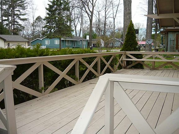 4th image of 118 Otsego Pl