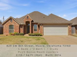 829 SW 8th St, Moore, OK 73160