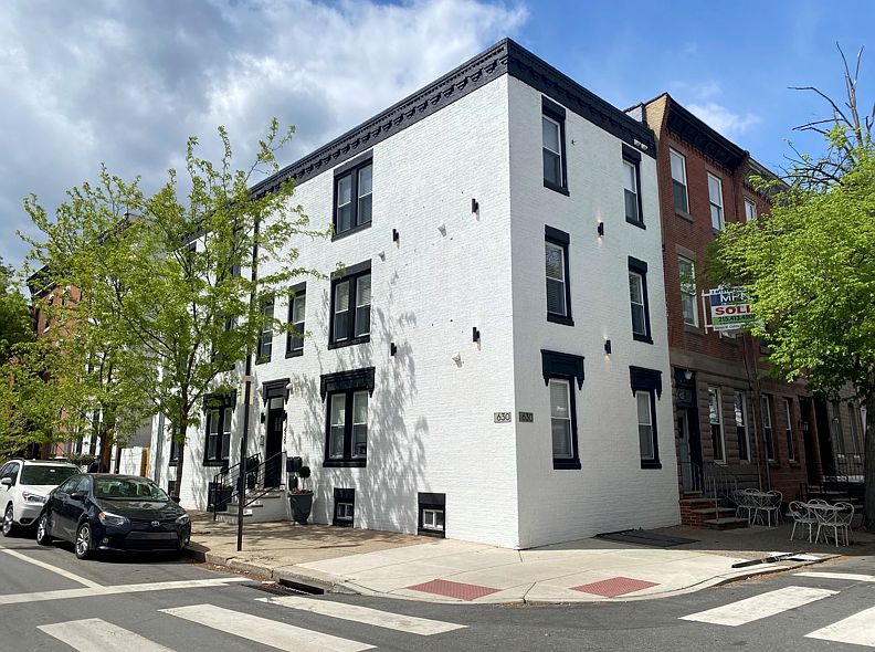 1st image of 630 S 19th St Floor 1