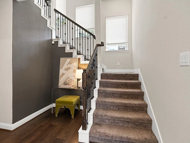 1752 Trinity Bend Dr — Photo 3