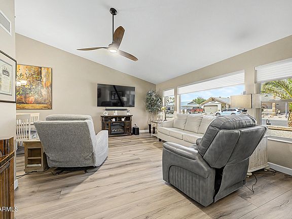 5th image of 13907 W PINETREE Drive