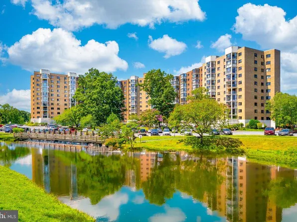 15101 Interlachen Dr #1-807, Silver Spring, MD 20906