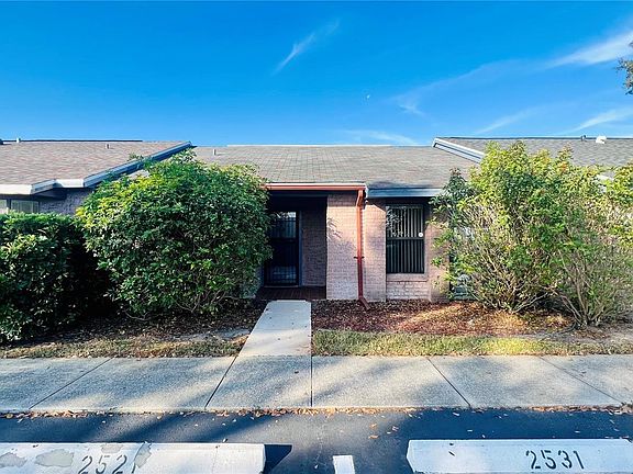 2nd image of 2531 King Oak Cir