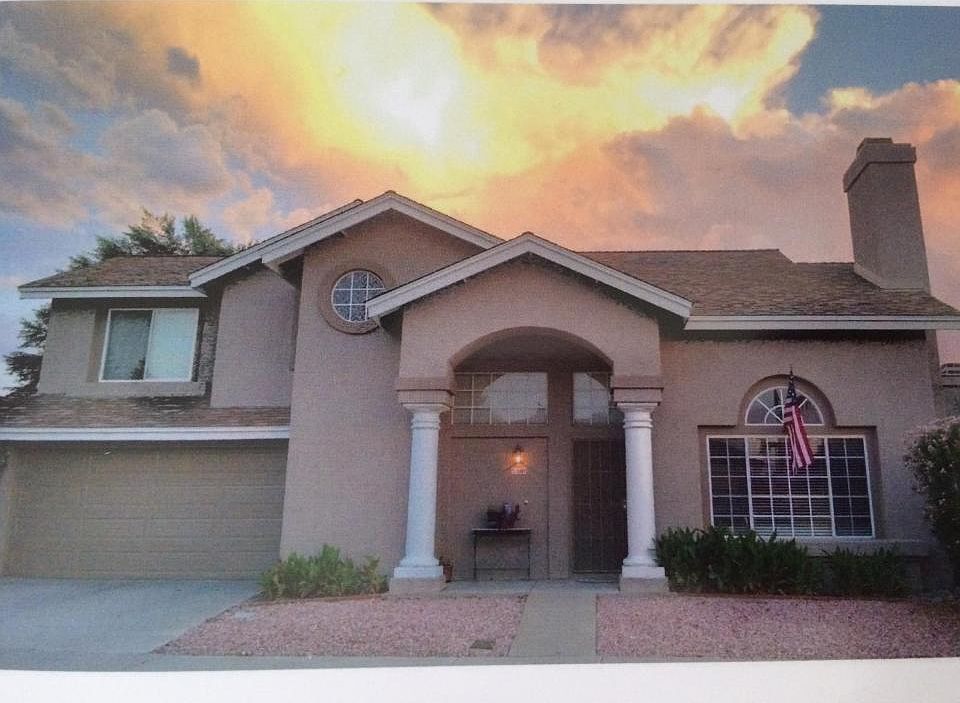1st image of 1109 E Villa Theresa Dr