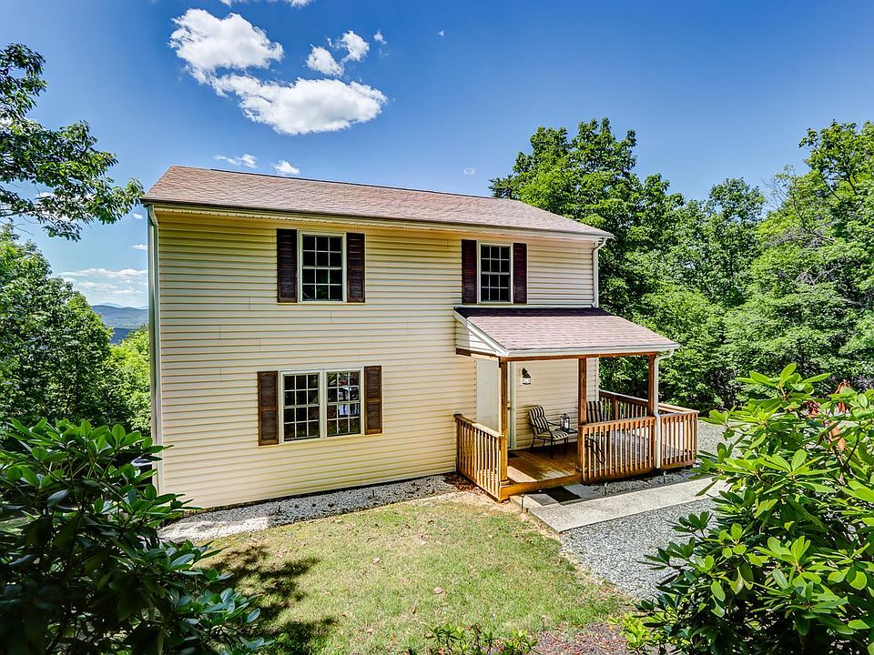 1st image of 585 Cresthill Rd