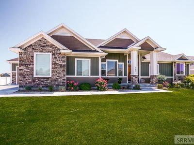 243 Calistoga Dr, Idaho Falls, ID, 83404