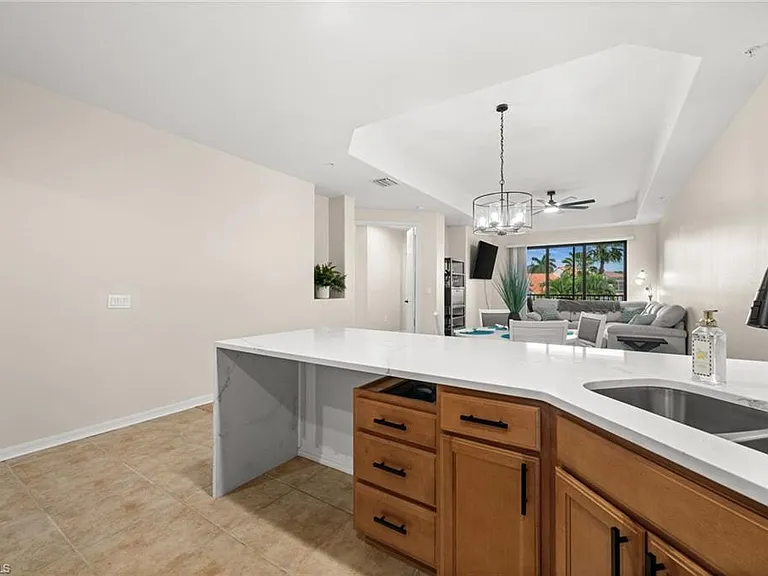 15121 Laguna Dr #102 — Photo 13
