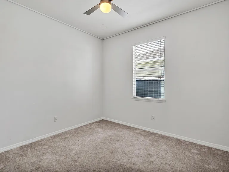 4810 Halls Mill Xing — Photo 26