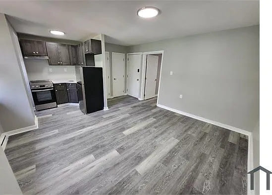 814 W Walnut St #4 — Photo 3