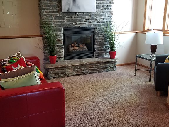 2nd image of 2829 Carver Park Dr