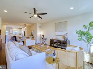 3165 Virginia Bluebell Ct, Fairfax, VA 22031