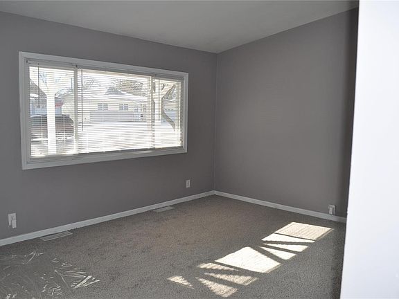 3rd image of 1085 Keeven Ln