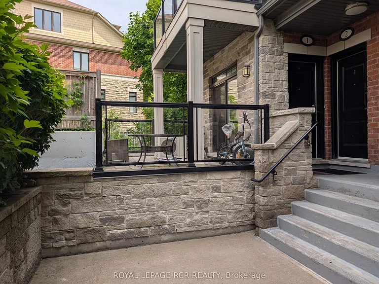 196 Pine Grove Rd #1 — Photo 1