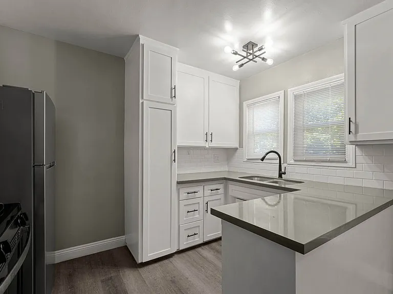 4024 S Gelber Pl #5 — Photo 5
