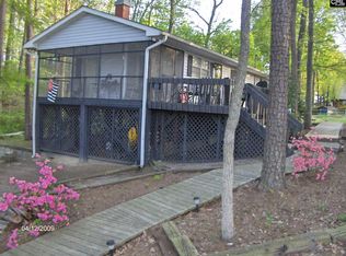 104 Turtle Point Rd, Leesville, SC 29070