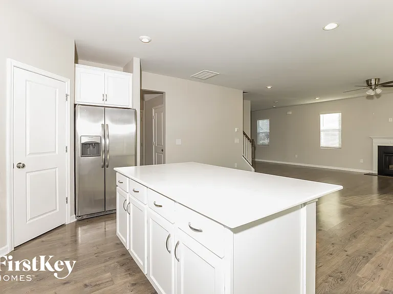 304 Whispering Wind Way — Photo 7