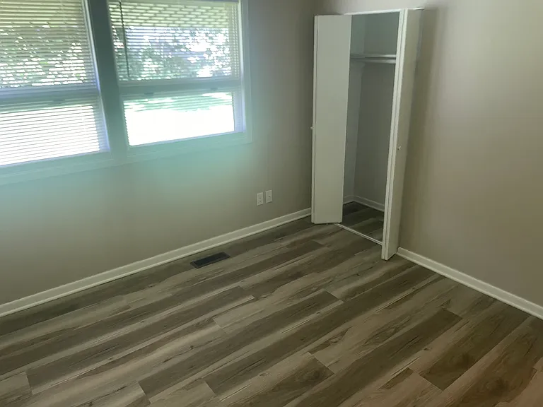 39 S Otterbein Ave — Photo 11