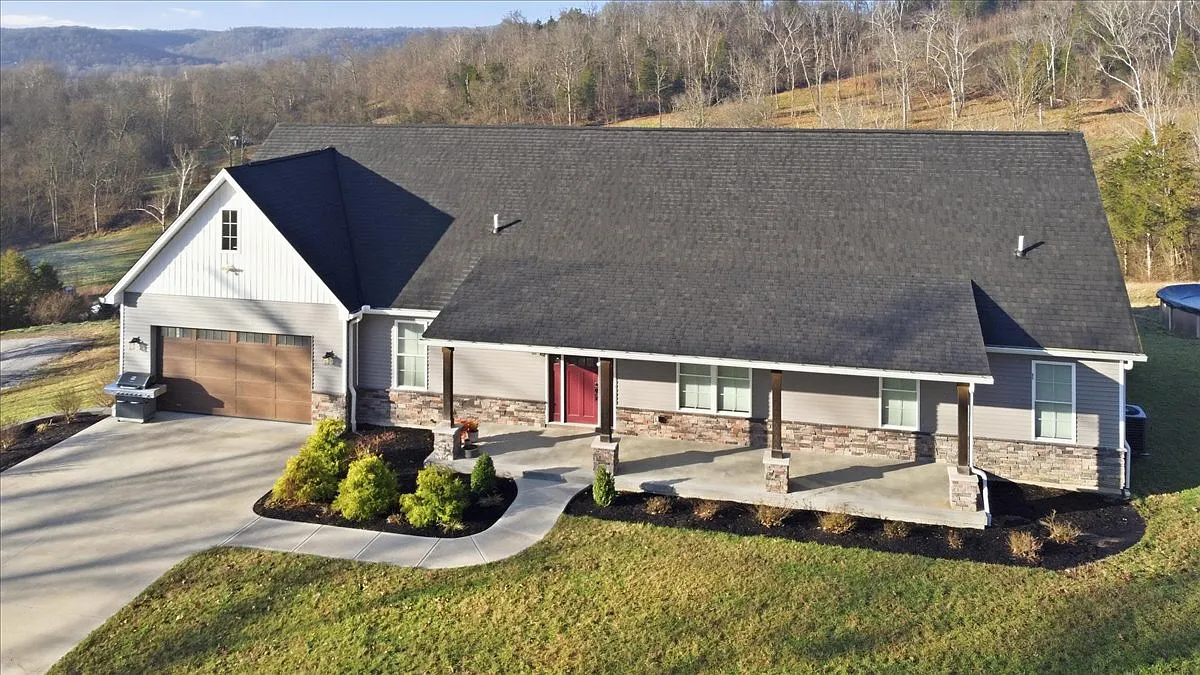Building Photo - 11707 Victory School Rd