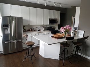 1539 N Wicker Park Ave #2W, Chicago, IL 60622