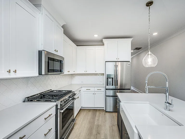 163 Pocket Bend Cir — Photo 8