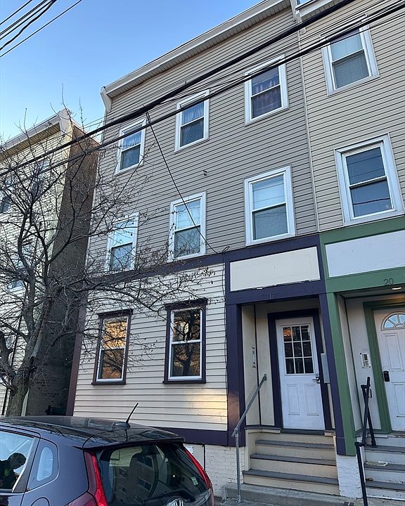 1st image of 18 Bremen St #1