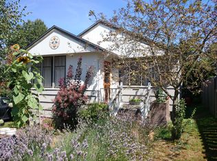 5916 48th Ave SW, Seattle, WA 98136