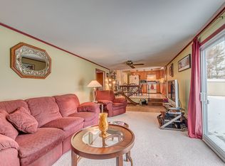 8075 Turtle Cove Rd, Liverpool, NY 13090