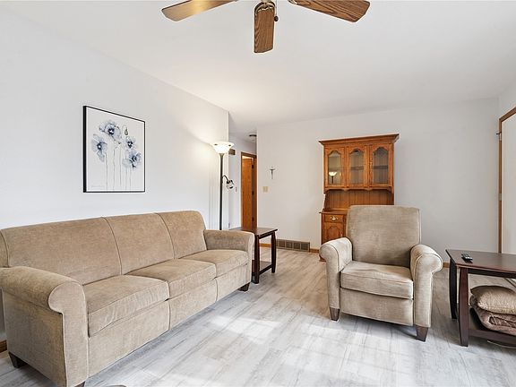 5th image of 525 Southview Dr