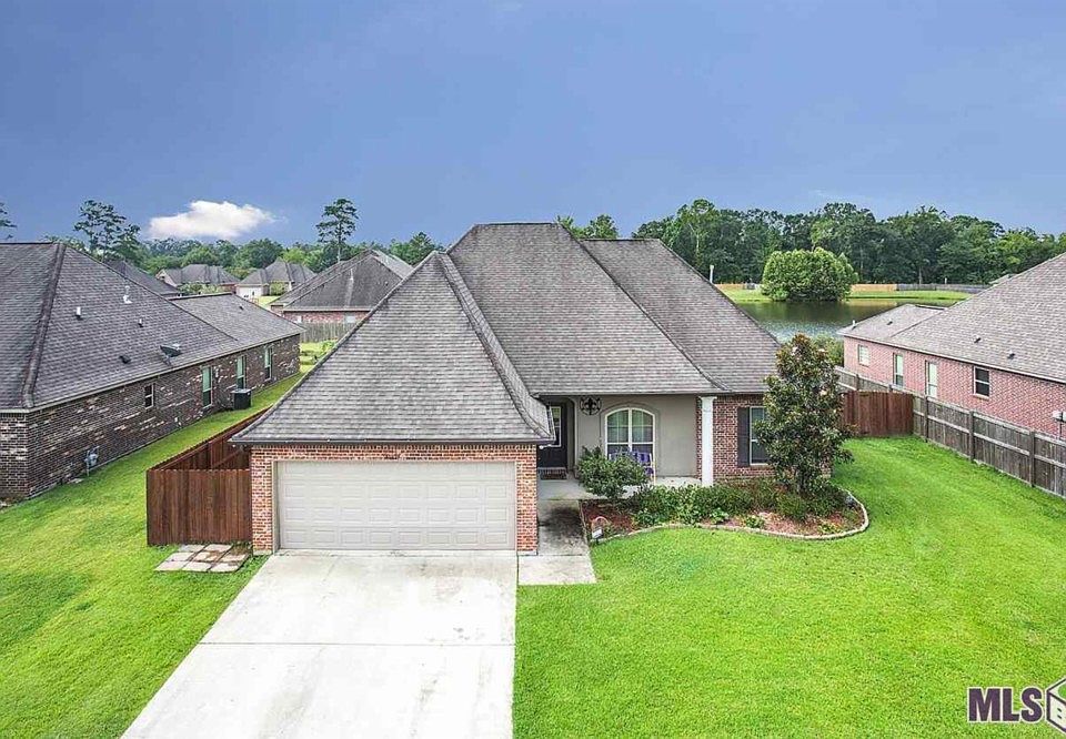 1st image of 41125 Lakeway Cove Ave