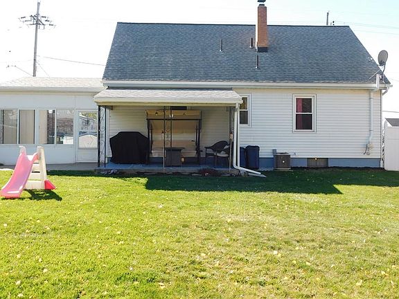 4th image of 3715 Washington Ave