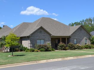 105 Misty Valley Ln, Maumelle, AR 72113