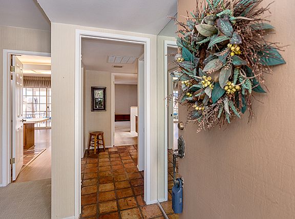 5th image of 4112 Lake Harbor Ln