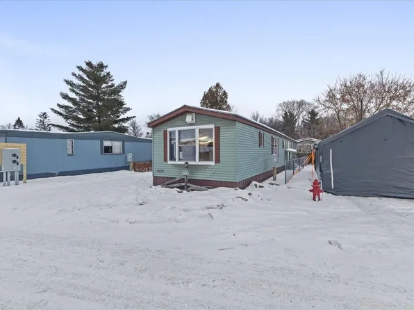 63 Kapica Lane, Milton, VT 05468