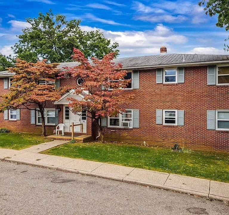 1245 Hankins Rd NE #6