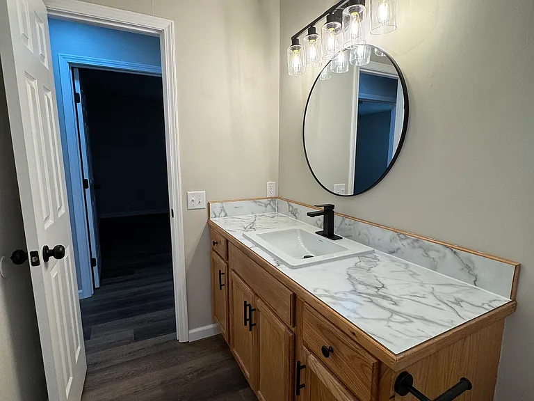 2230 N Aline Ave — Photo 21
