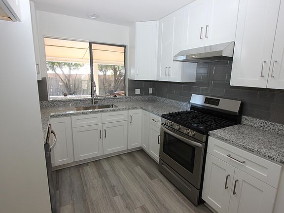 3rd image of 4408 Boston Dr