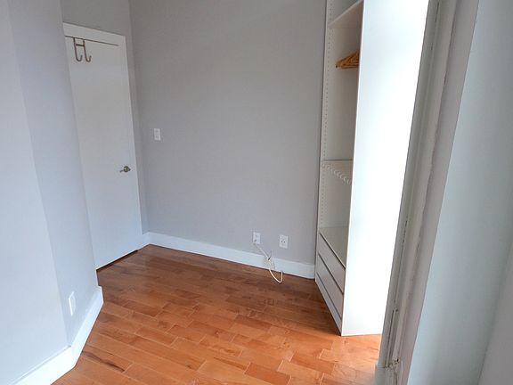 3rd image of 1078 Dean St #3