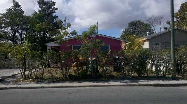 1st image of 413 S E Street