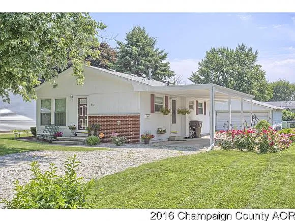 1320 Harper Dr photo 1