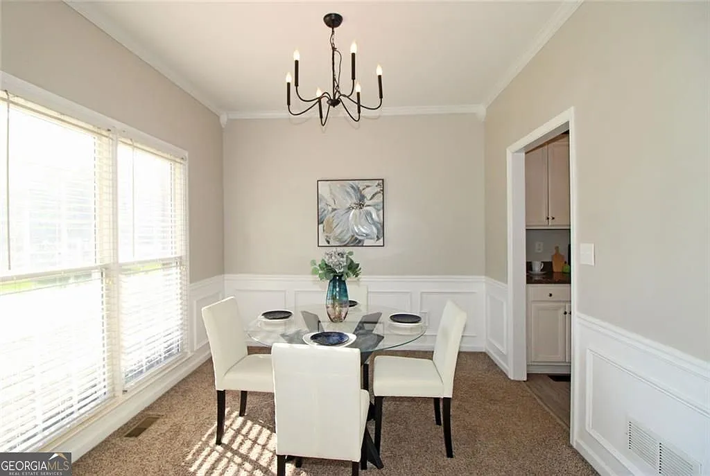 5 bed, 3.5 bath, 4097 sqft, $2,850 — Photo 3