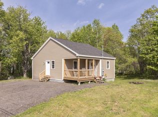693 Pond Rd, Wales, ME 04280