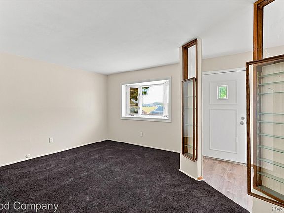 5th image of 5888 Westlake St