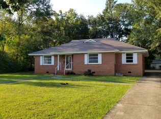 5412 Grierson St, Moss Point, MS 39563